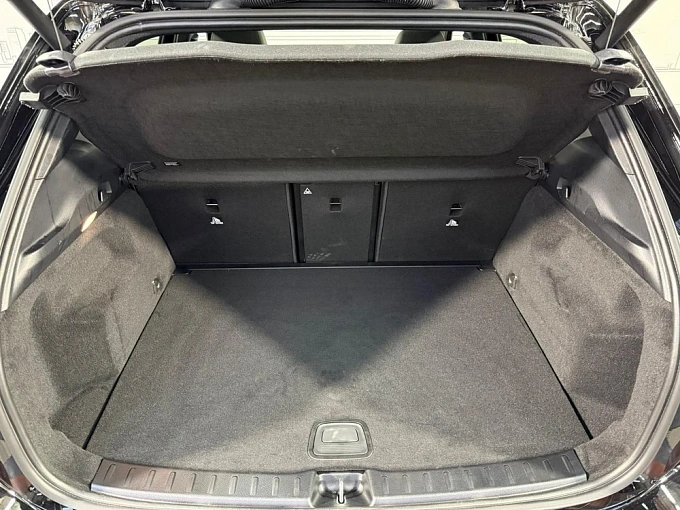 Mercedes-Benz GLA Черный Non metallic фото 20