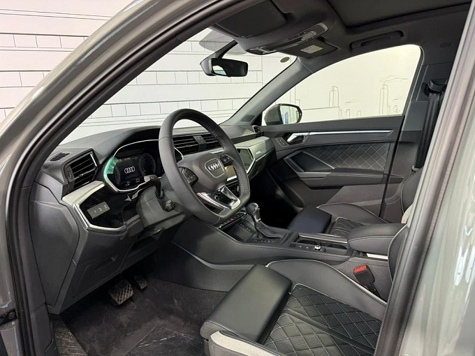 Audi Q3 Серый Non metallic фото 10