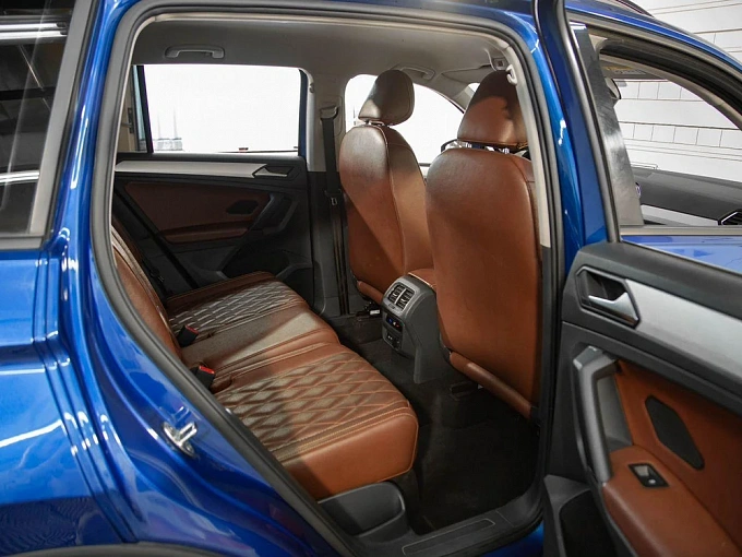 Volkswagen Tiguan 2022 1.4 AMT 4WD (150 л.с.) фото 25