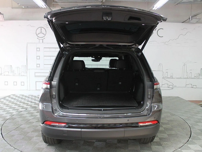 Jeep Grand Cherokee 2023 2.0 AT 4WD (272 л.с.) фото 18