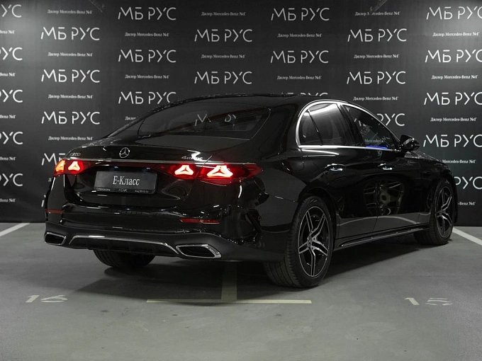 Mercedes-Benz E-Класс Черный Non metallic фото 3