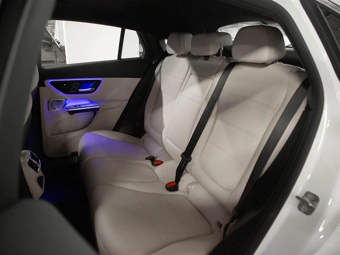 Mercedes-Benz GLC coupe Белый Non metallic фото 11