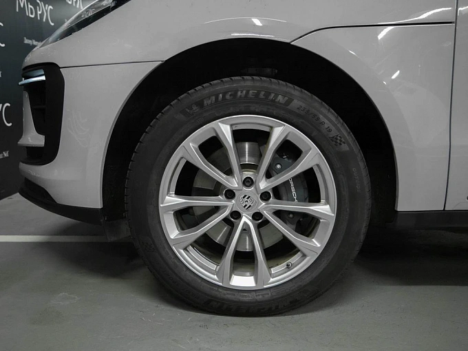 Porsche Macan 2025 2.0 AMT 4WD (265 л.с.) фото 27