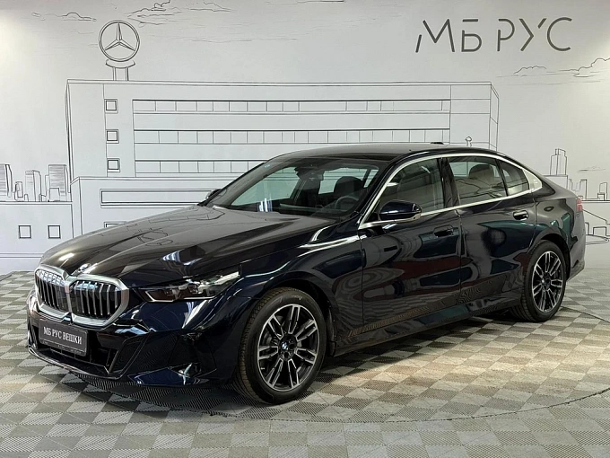 BMW 5 серии Черный Non metallic фото 1