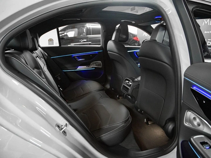 Mercedes-Benz E-Класс Серый Non metallic фото 10