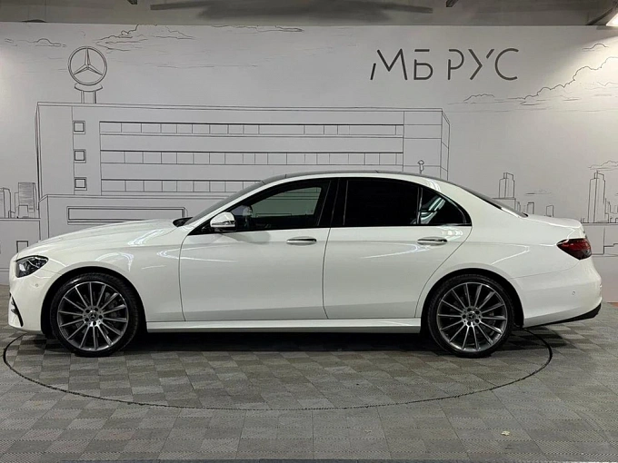 Mercedes-Benz E-Класс 2020 2.0 AT 4WD (299 л.с.) фото 3