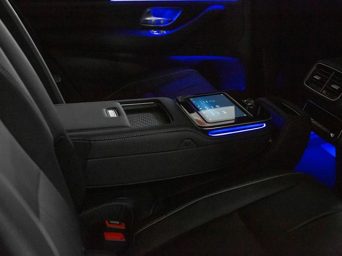 Mercedes-Benz GLS Черный Non metallic фото 31