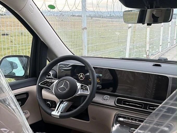 Mercedes-Benz V-Класс Серый Non metallic фото 3