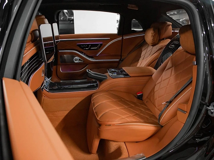 Mercedes-Benz Maybach S-Класс Черный Non metallic фото 31