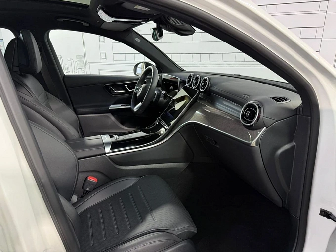 Mercedes-Benz GLC coupe Белый Non metallic фото 11