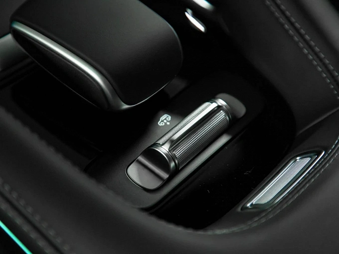 Mercedes-Benz GLS Зеленый Non metallic фото 21