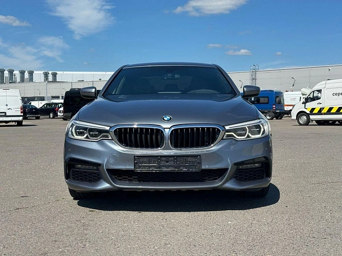 BMW 5 серии 2019 530 3.0d AT 4WD (249 л.с.) фото 32