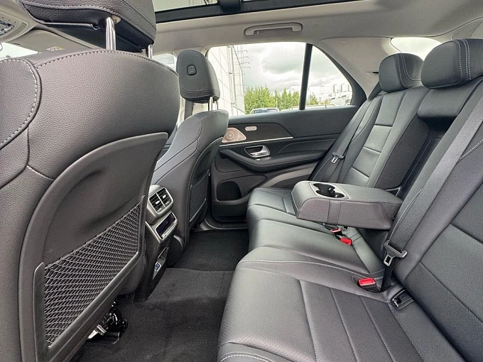 Mercedes-Benz GLE Черный Non metallic фото 6