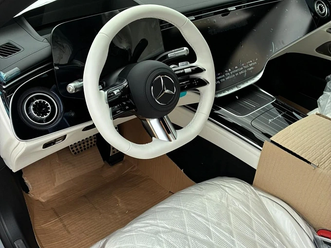 Mercedes-Benz S-Класс Серебряный Non metallic фото 2