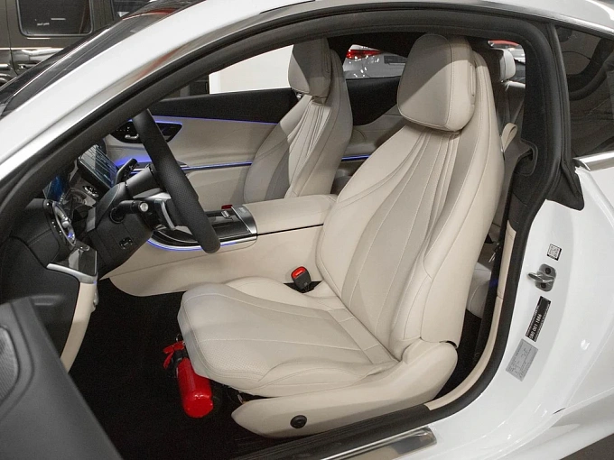 Mercedes-Benz CLE Белый Non metallic фото 7
