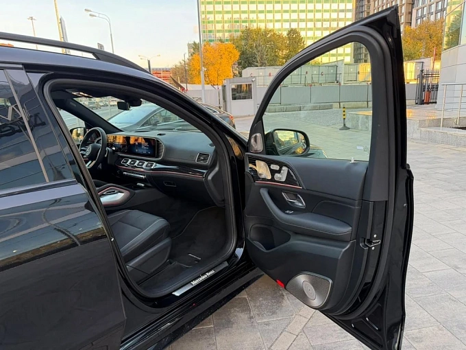 Mercedes-Benz GLS Черный Non metallic фото 3
