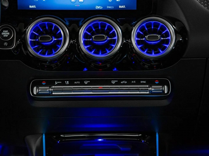 Mercedes-Benz GLA Черный Non metallic фото 22