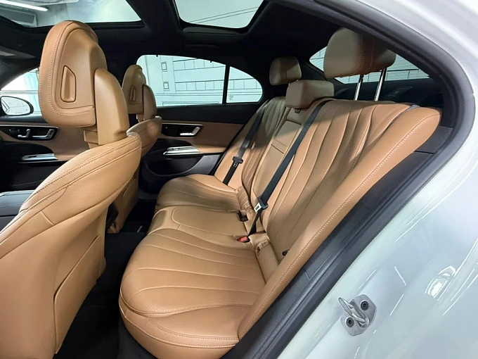 Mercedes-Benz E-Класс Белый Non metallic фото 3