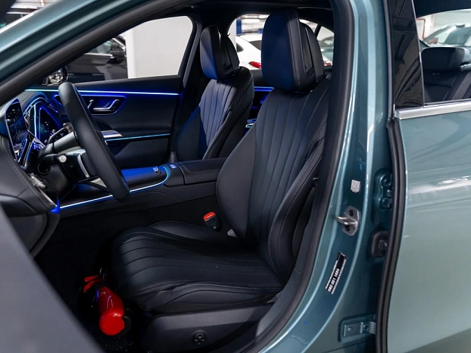 Mercedes-Benz E-Класс Зеленый Non metallic фото 8
