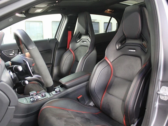 Mercedes-Benz GLA AMG 2017 45 AMG 2.0 AMT 4Matic (381 л.с.) фото 12
