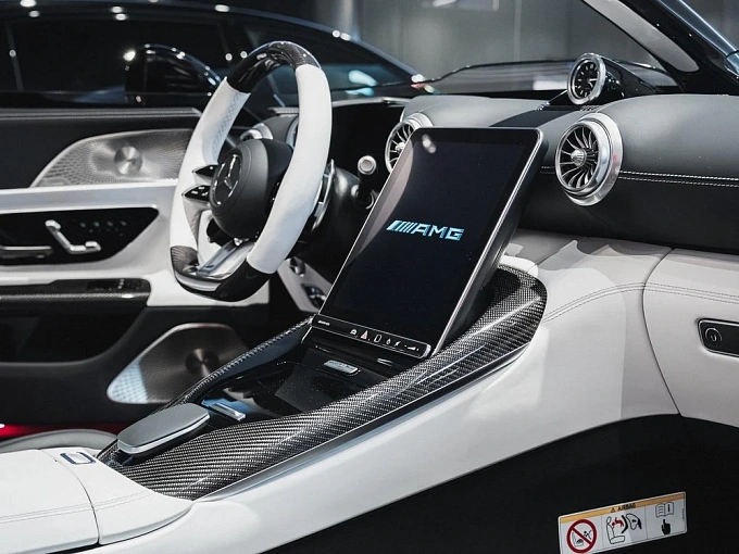 Mercedes-Benz AMG PureSpeed Красный Non metallic фото 6