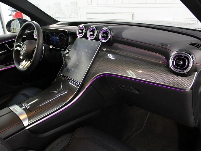 Mercedes-Benz GLC AMG 2024 2.0 AT 4WD (421 л.с.) фото 10