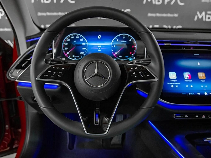 Mercedes-Benz E-Класс Красный Non metallic фото 16
