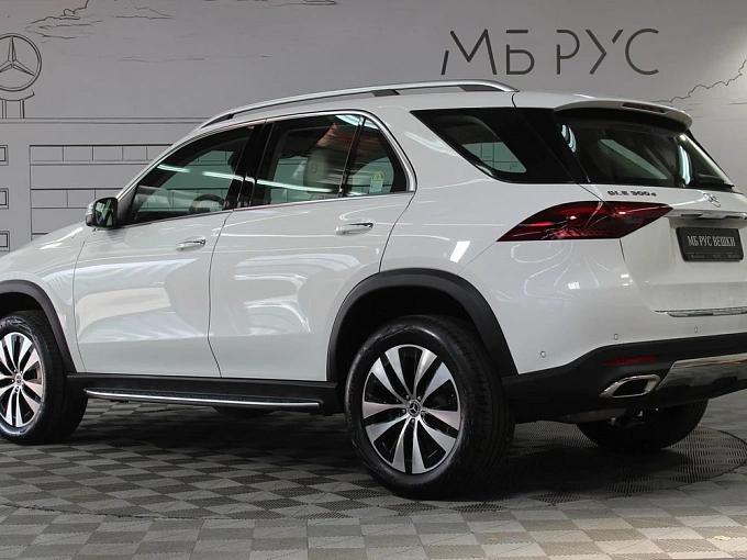 Mercedes-Benz GLE Белый Non metallic фото 4