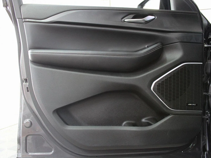Jeep Grand Cherokee 2023 2.0 AT 4WD (272 л.с.) фото 20