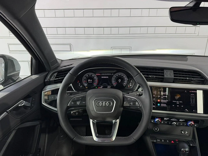 Audi Q3 Серый Non metallic фото 17
