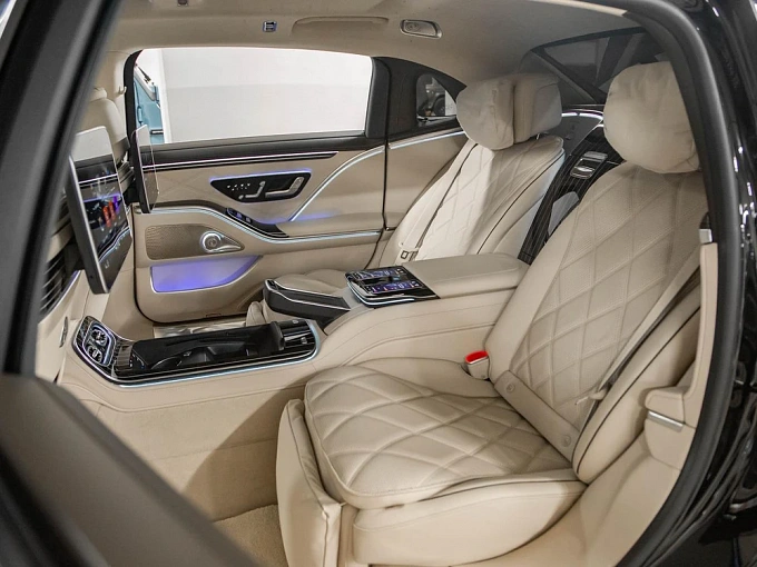 Mercedes-Benz Maybach S-Класс Черный Non metallic фото 14