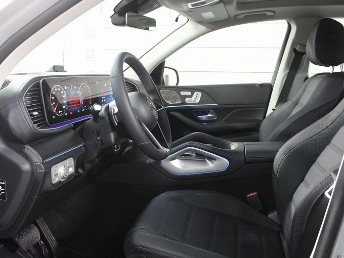 Mercedes-Benz GLE 2025 450 3.0 AT 4Matic (381 л.с.) фото 10