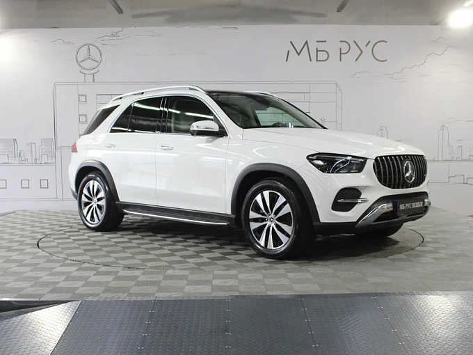 Mercedes-Benz GLE Белый Non metallic фото 32