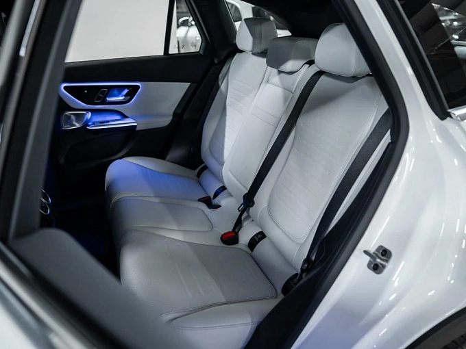Mercedes-Benz GLC Белый Non metallic фото 10