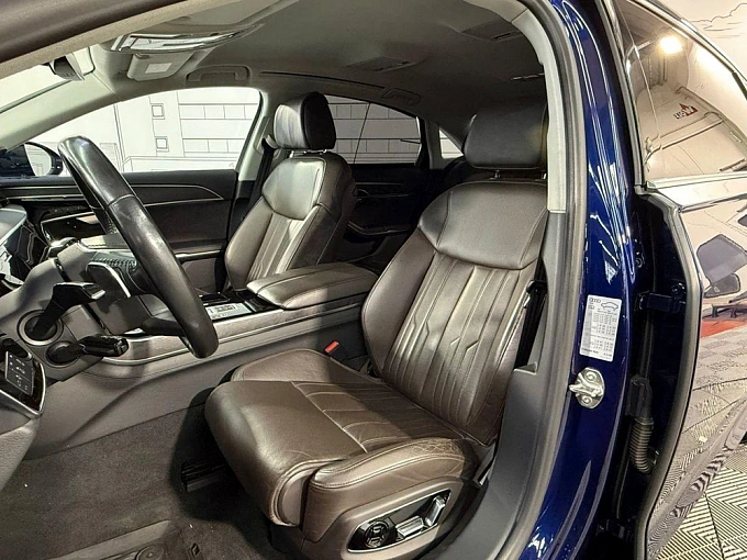 Audi A8 2018 3.0 AT 4WD (340 л.с.) фото 17