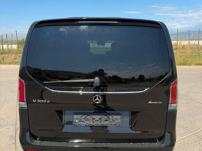 Mercedes-Benz V-Класс Черный Non metallic фото 6