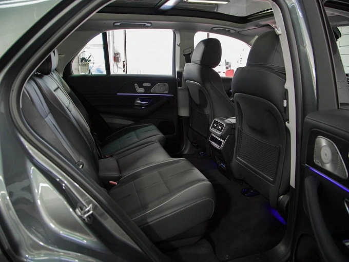 Mercedes-Benz GLE Серый Non metallic фото 35