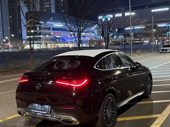 Mercedes-Benz GLC coupe Черный Non metallic фото 4