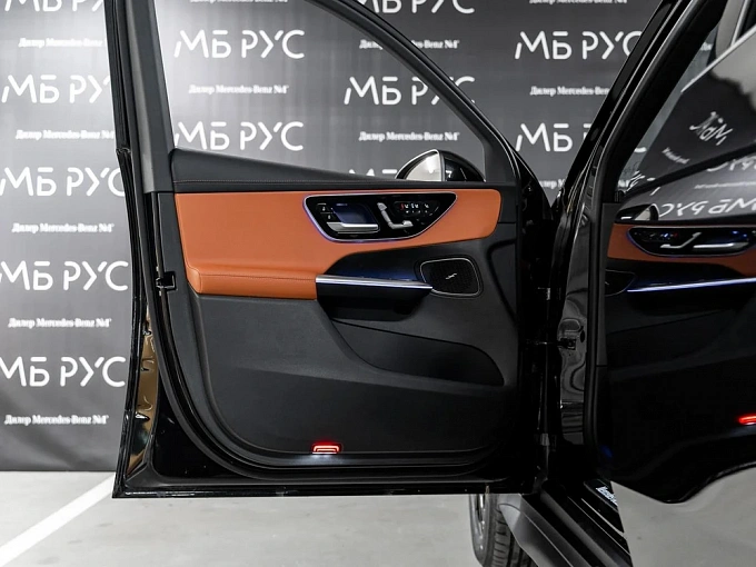 Mercedes-Benz GLC Черный Non metallic фото 12