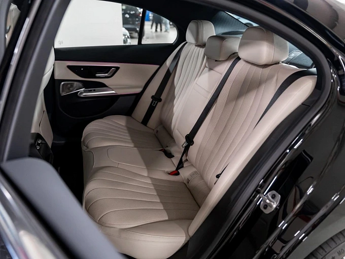 Mercedes-Benz E-Класс Черный Non metallic фото 8