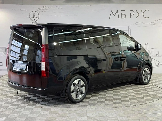 Hyundai Staria 2022 2.2d AT (177 л.с.) фото 6