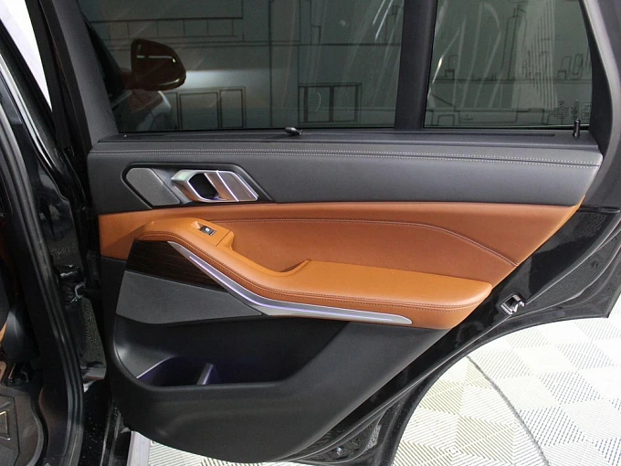 BMW X5 2023 3.0d AT 4WD (286 л.с.) фото 30
