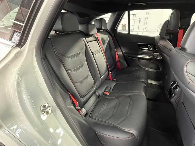 Mercedes-Benz GLC AMG Белый Non metallic фото 28