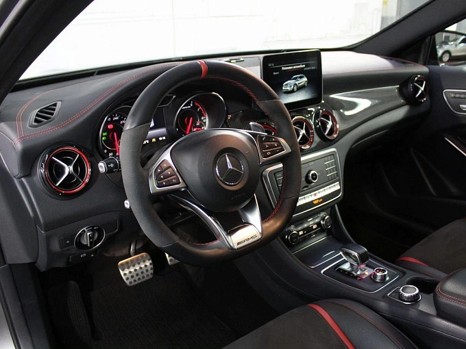 Mercedes-Benz GLA AMG 2017 45 AMG 2.0 AMT 4Matic (381 л.с.) фото 10