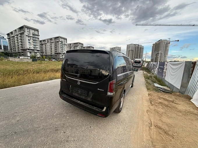 Mercedes-Benz V-Класс Черный Non metallic фото 4