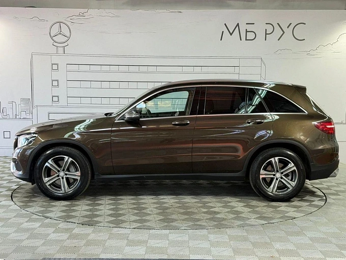 Mercedes-Benz GLC 2016 250 2.0 AT 4Matic (211 л.с.) фото 3