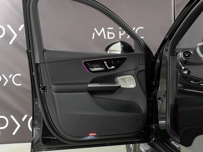Mercedes-Benz GLC Черный Non metallic фото 15