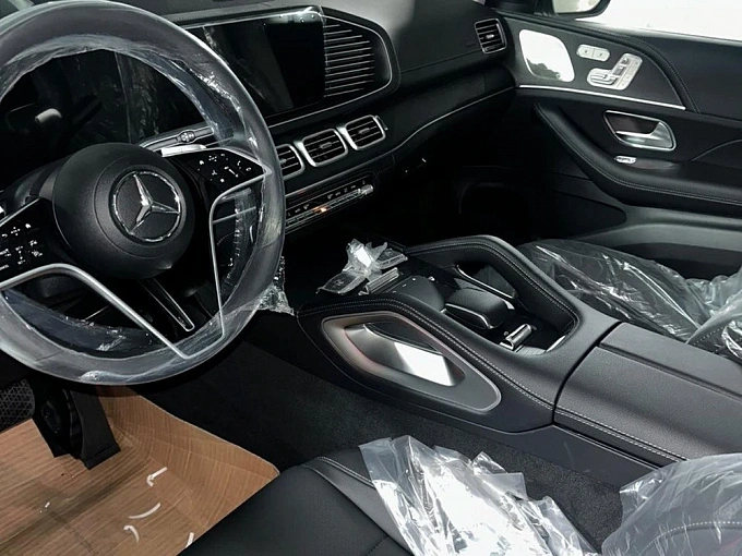 Mercedes-Benz GLE Белый Non metallic фото 5