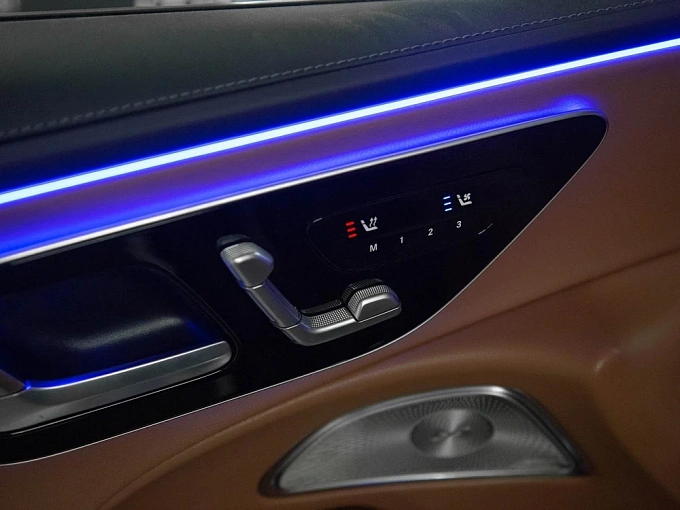 Mercedes-Benz E-Класс Черный Non metallic фото 13