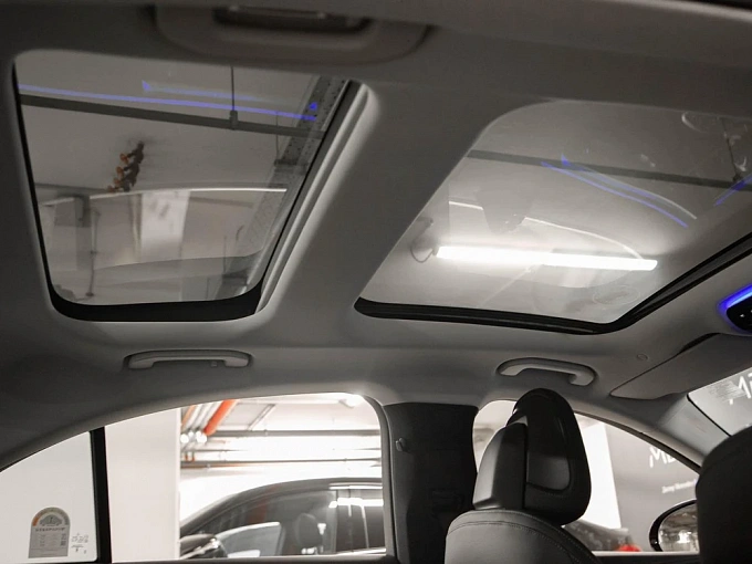 Mercedes-Benz E-Класс Красный Non metallic фото 23
